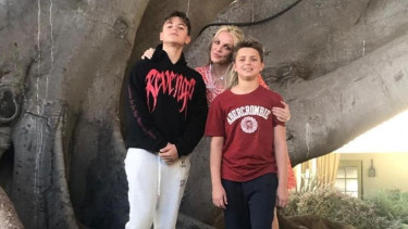 Britney Spears dan kedua anaknya