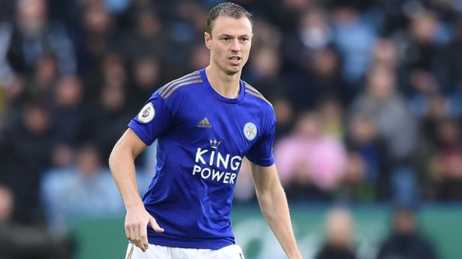 Bek Leicester City, Jonny Evans