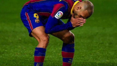 Martin Braithwaite kecewa usai gagal penalti lawan Eibar