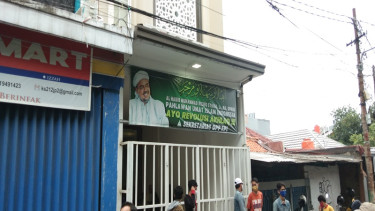 Suasana di sekitar sekretariat DPP FPI, Petamburan, Jakarta Pusat