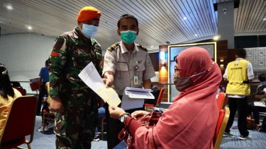 Pengecekan di Bandara Soetta.
