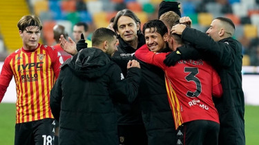Filippo Inzaghi bersama anak asuhnya di Benevento