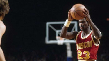 Mantan pemain Houston Rockets, Calvin Murphy