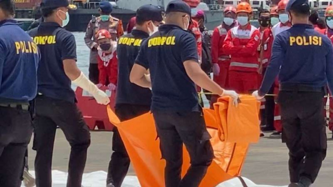 Potongan tubuh penumpang Sriwijaya Air ditemukan