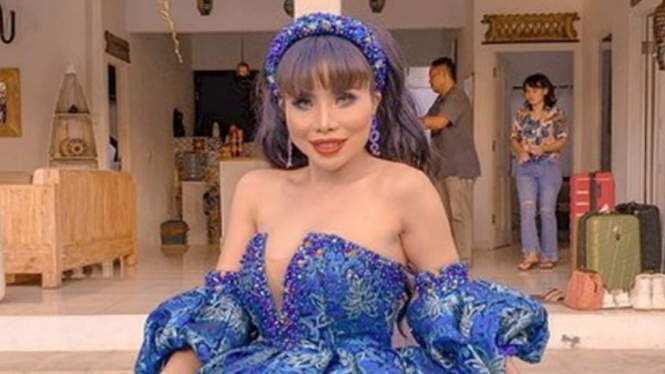 Eva Belisima.