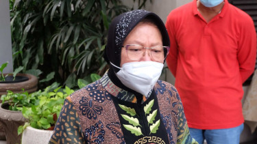  Menteri Sosial, Tri Rismaharini.