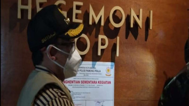 Wali Kota Malang, Sutiaji menyegel kafe karena buka melebihi jam malam