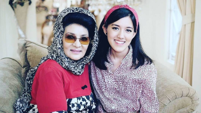 Farida Pasha dan Ify Alyssa.