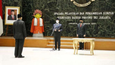 Anies Baswedan melantik Marullah Matali sebagai Sekretaris Daerah Provinsi DKI.