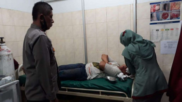 Pemuda di Depok Dihajar Massa Setelah Kepergok Mencuri Tas Anggota TNI