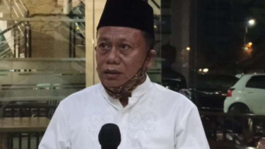 Kepala SMK Negeri 2 Padang Rusmadi