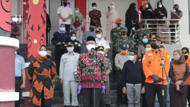 Gubernur Kalbar serahkan jenazah korban jatuhnya pesawat Sriwijaya Air SJ 182