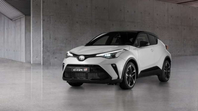 Toyota C-HR versi Gazoo Racing.