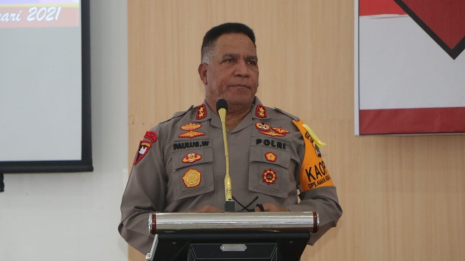 Komjen Paulus Waterpauw akan menjabat sebagai Kepala Badan Intelijen dan Keamanan Mabes Polri.