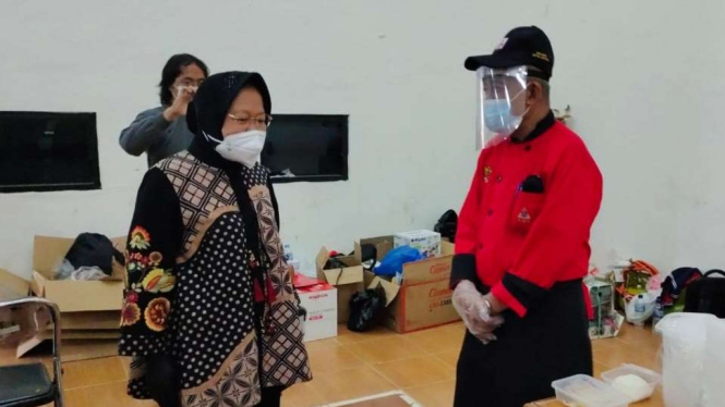 Menteri Sosial, Tri Rismaharini dan Juru Masak Profesional.