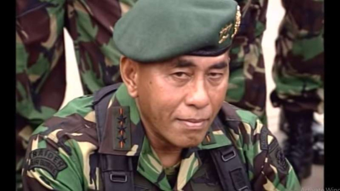 VIVA Militer: Jenderal TNI (Purn.) Ryamizard Ryacudu saat menjadi Pangkostrad