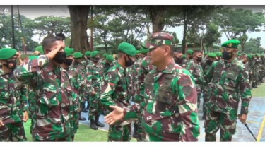 VIVA Militer: Aslad Kasad mengecek kesiapan pasukan Yonif 315/Grd