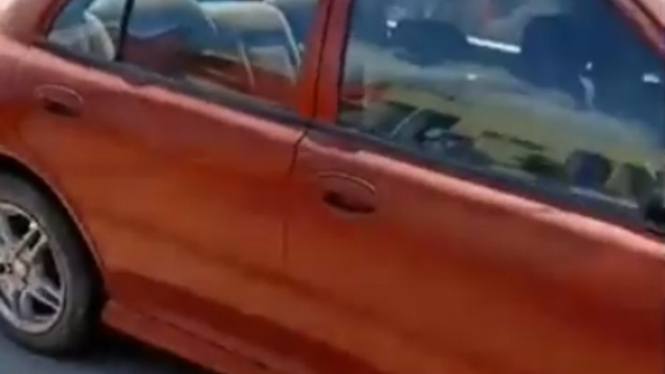 Pelek mobil ini jadi sorotan warganet
