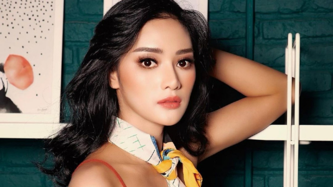 Devina Kirana.