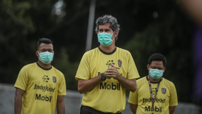 Pelatih Bali United, Stefano Cugurra Rodrigues alias Teco