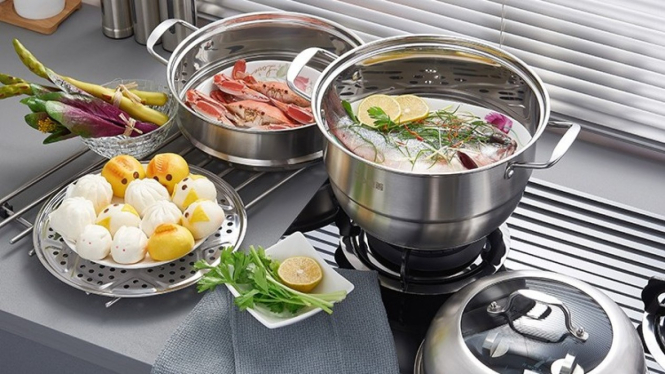 Ilustrasi alat memasak stainless steel.