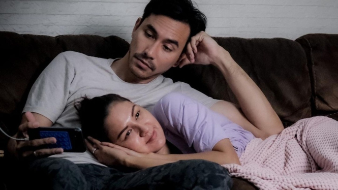 Darius Sinathrya dan Donna Agnesia