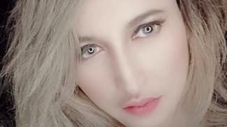 Rinada, Pernah Terjerat Foto Syur Sampai Narkoba