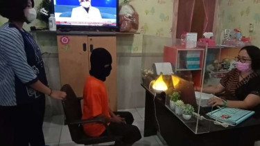 Pelaku pencabulan 5 putri kandungnya di Medan, Sumut.
