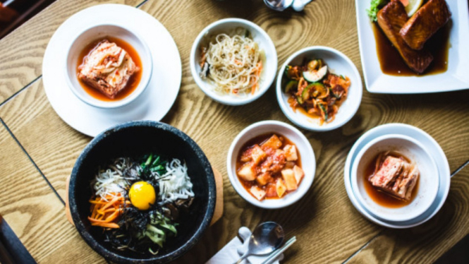 Ilustrasi kuliner Korea.
