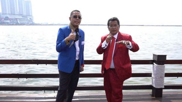 Hotman Paris Hutape bersama Presiden DPN Indonesia, Faizal Hafie