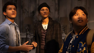 Tom Holland  dan Zendaya Ungkap Foto-foto Resmi Spider-Man 3
