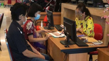 Suasana pencairan dana milik anggota KSP Indosurya Cipta di Jakarta