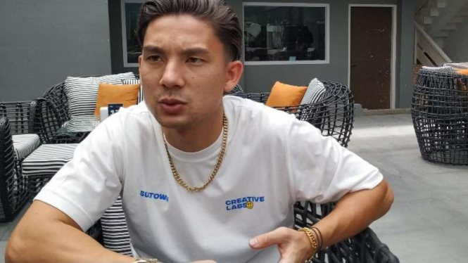 Kim Jeffrey Kurniawan.