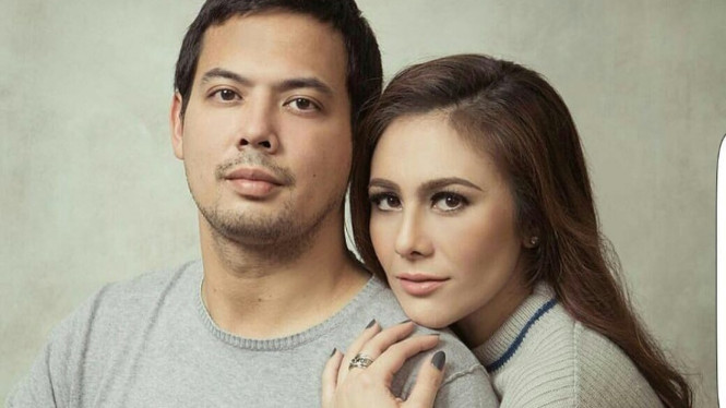 Wulan Guritno dan Adilla Dimitri.