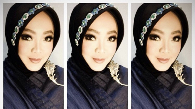 Rina Gunawan