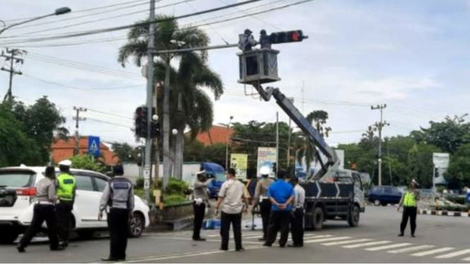 Pemasangan kamera ETLE di wilayah Kabupaten Bekasi