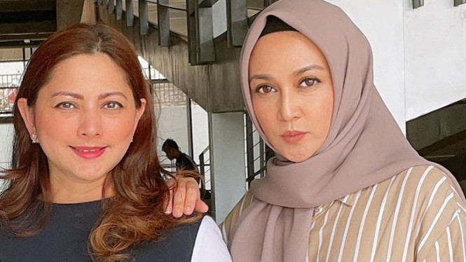 Cut Keke dan Dina Lorenza