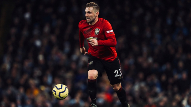 Bek Manchester United, Luke Shaw