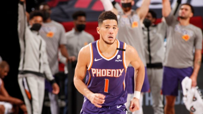 Pemain Phoenix Suns, Devin Booker.