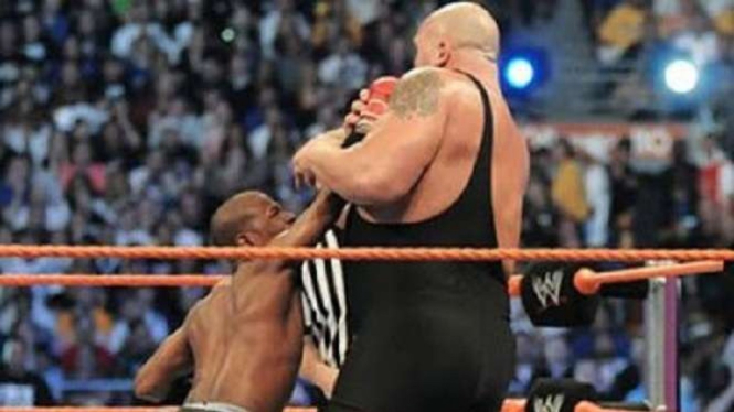 Floyd Mayweather Jr vs Big Show