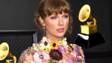 Taylor Swift.