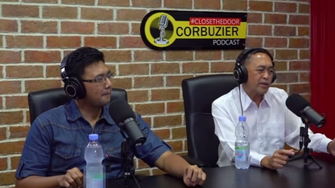 Dewa Kipas saat jadi bintang tamu podcast Deddy Corbuzier