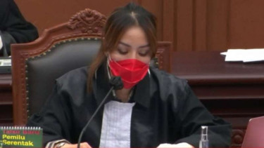 Kuasa hukum Bupati terpilih Kabupaten Sabu Raijua Orient P Riwu Kore, Paskaria Tombi.