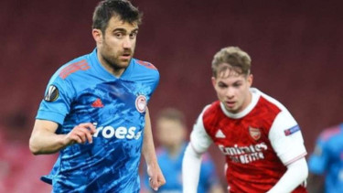 Duel Arsenal vs Olympiakos Piraeus.