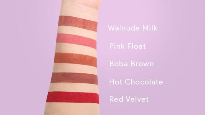 Kaila Beaute Lip Cotton Swatch