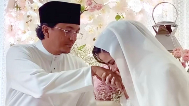 Mantan suami Laudya Chyntia Bella, Engku Emran resmi menikah lagi 