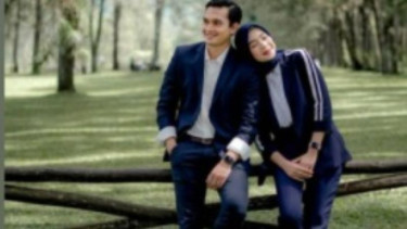 Ikbal Fauzi dan Novia Giana Nurjanah