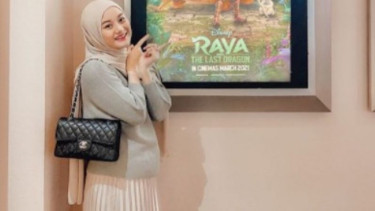 Dinda Hauw 