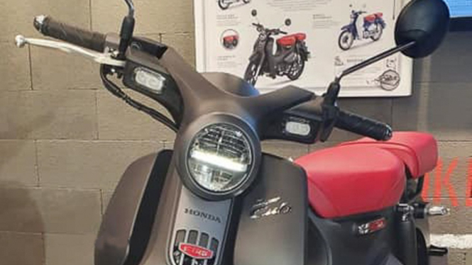 Honda Super Cub C125 warna baru