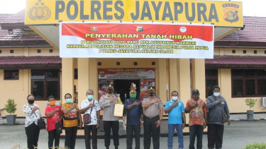 Penyerahan Tanah Hibah Kepada Polres Jaya Pura, Papua